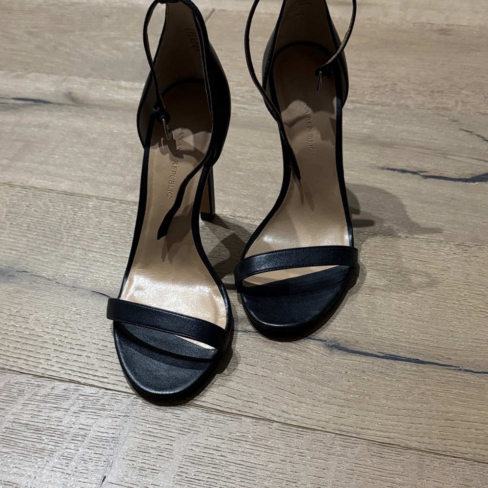 Banana Republic Elegant Black Women's Heels
